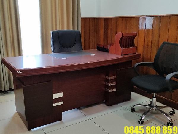 Thanh lý bàn ghế giám đốc cũ giá rẻ 1 Thanh lý bàn ghế giám đốc cũ cao cấp giá rẻ