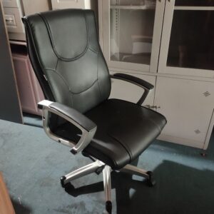 Thanh lý ghế giám đốc cũ Hòa Phát giá rẻ