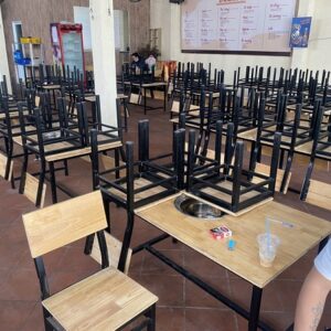 Thu mua bàn ghế cũ quận 7, giá cao nhanh chóng 7 Thu mua bàn ghế quán ăn tại quận 7