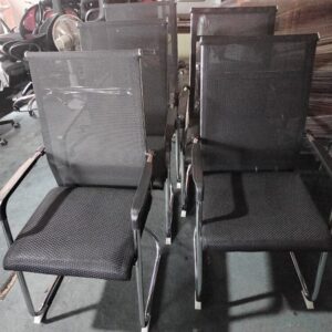 Thanh lý ghế phòng họp chân quỳ giá rẻ 5 Ghế chân quỳ lưới giá rẻ tại TPHCM