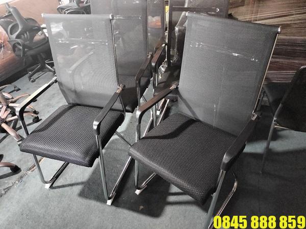 Thanh lý ghế phòng họp chân quỳ giá rẻ 1 Ghế phòng họp chân quỳ giá rẻ tại TPHCM