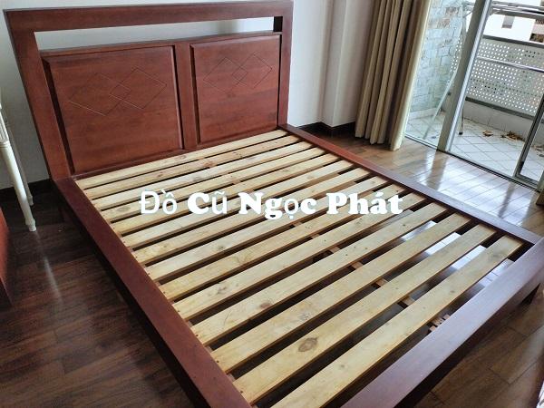 Thanh lý giường gỗ xoan đào 1m6 2 Giường ngủ gỗ thanh lý giá rẻ