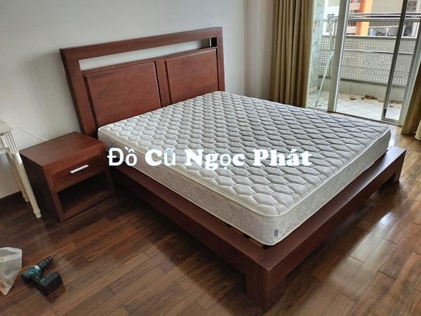 Thanh lý giường gỗ xoan đào 1m6 1 Thanh lý giường gỗ xoan đào 1m6 giá rẻ