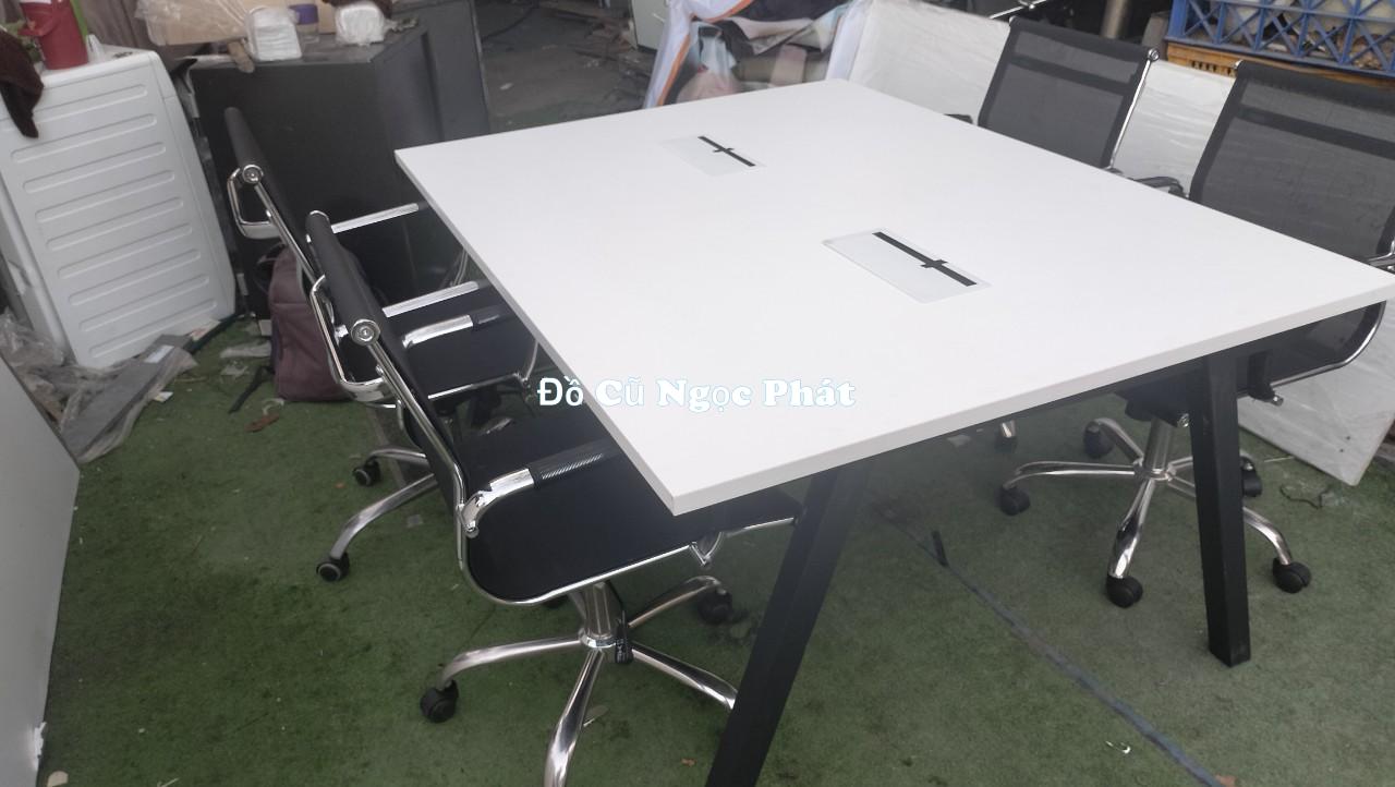 Thanh lý bàn văn phòng 1m2x2m4 giá rẻ 1 Thanh lý bàn văn phòng 1m2x2m4 giá rẻ tại TPHCM