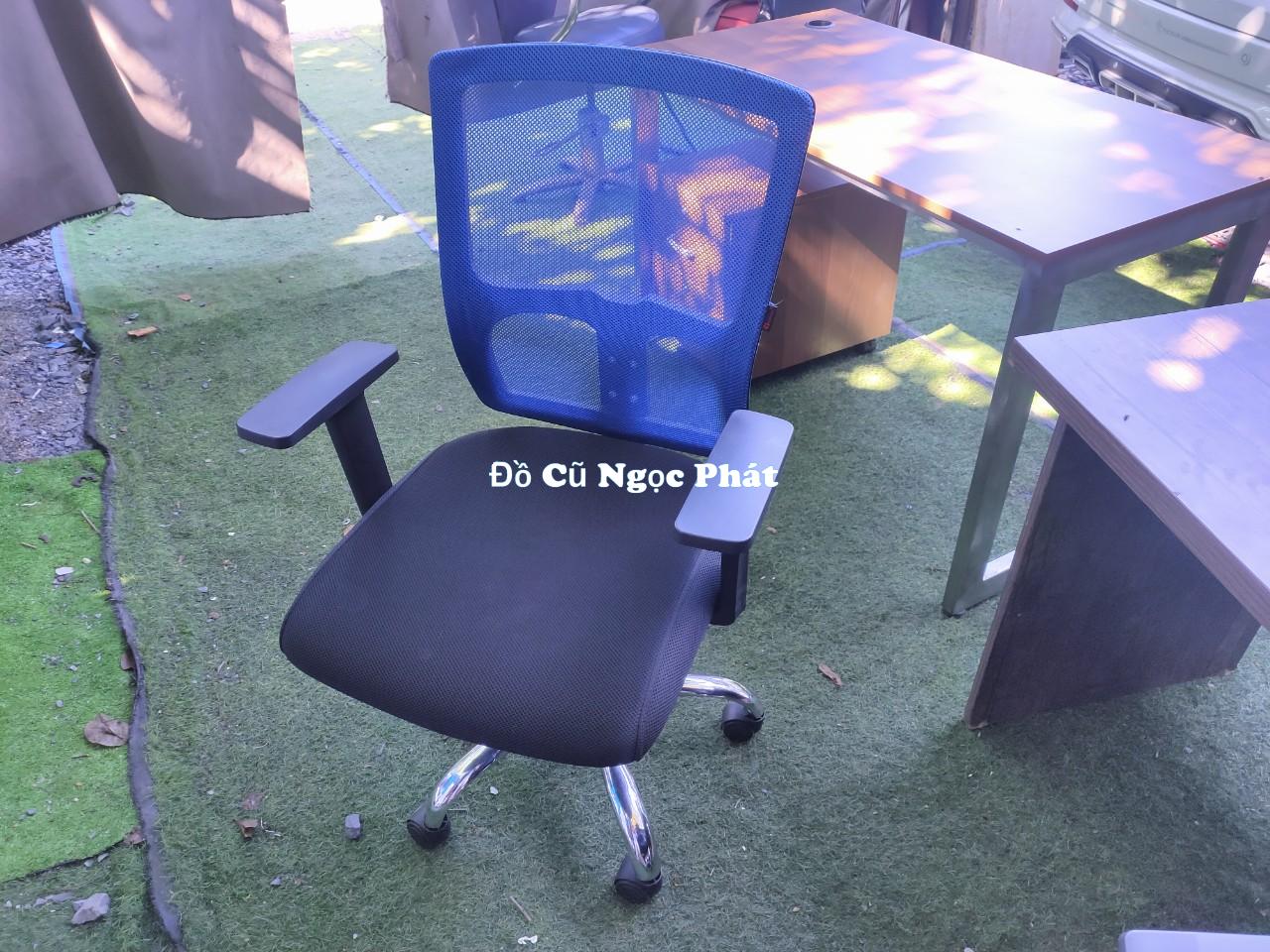 COMBO BÀN GHẾ VĂN PHÒNG THANH LÝ GIÁ RẺ 3 Ghế xoay lưới văn phòng thanh lý giá rẻ TPHCM